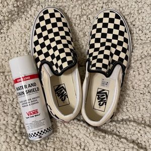 Checkered Vans size 8 (only worn twice)